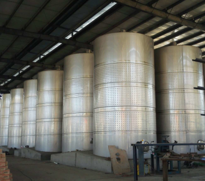 Wine Fermentation tank